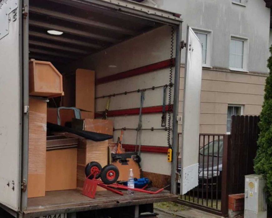 Przeprowadzki firm i biur Białystok, bez przestoju w pracy, praca 24h