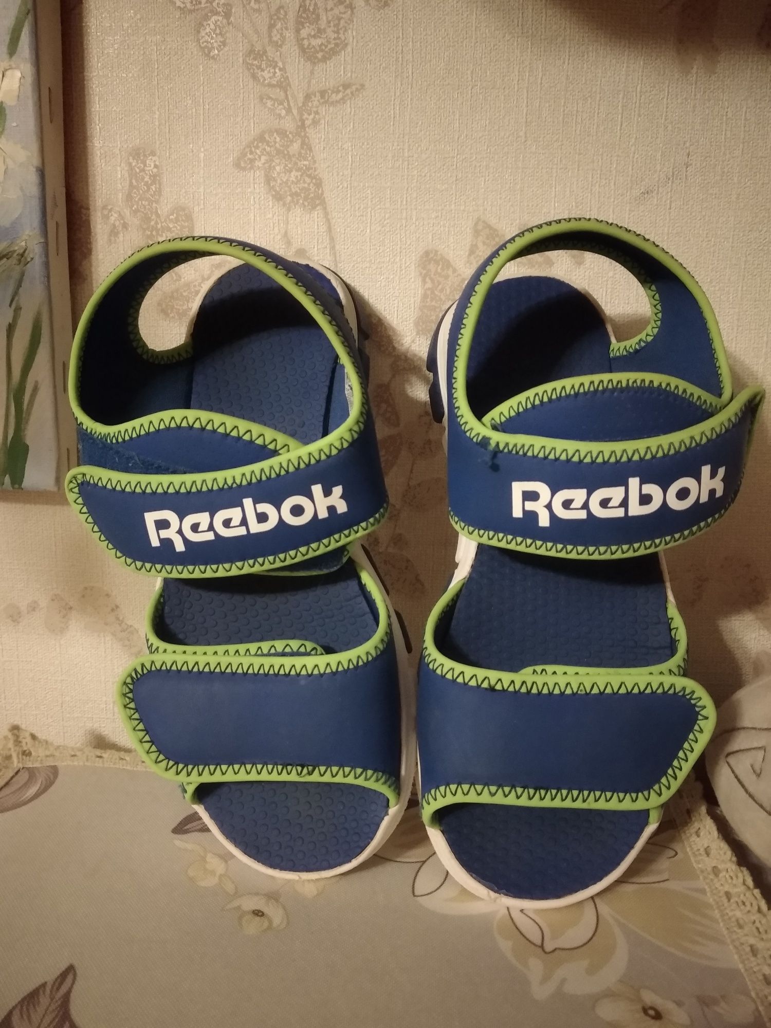 Детские сандалии, босоножки Reebok