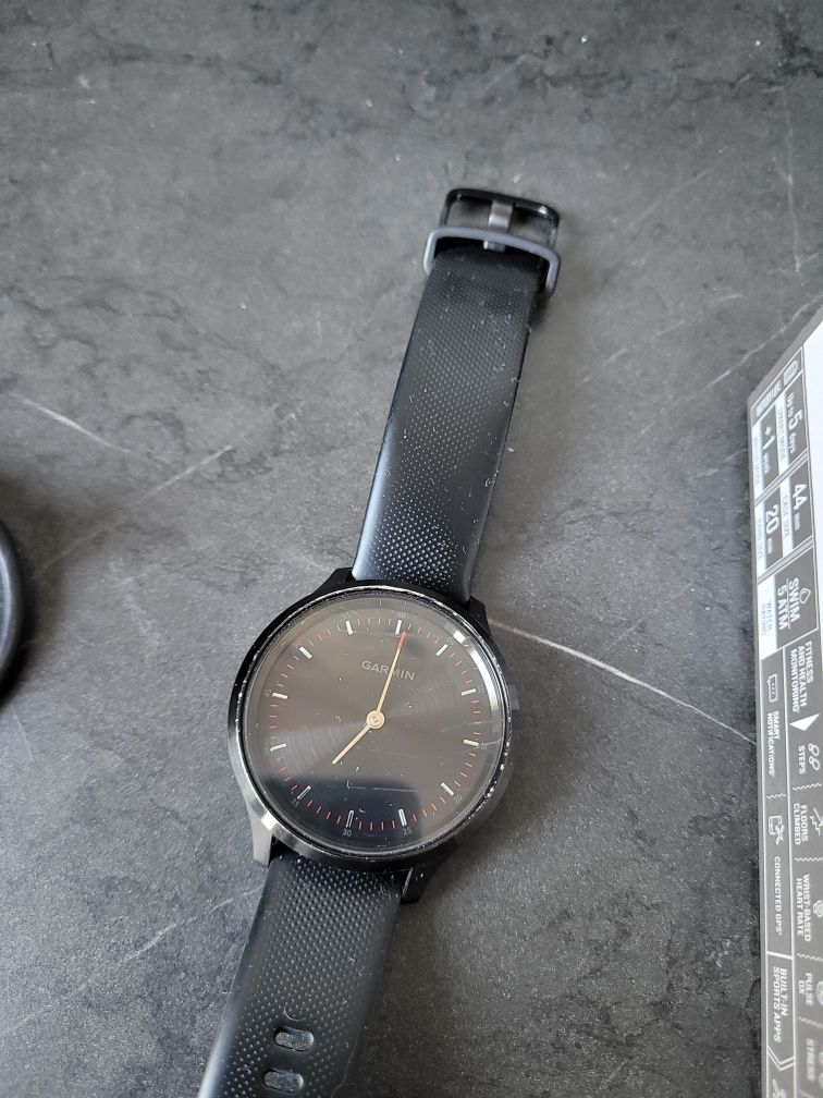Zegarek smartwatch GARMIN Vivomove 3 czarny hybrydowy