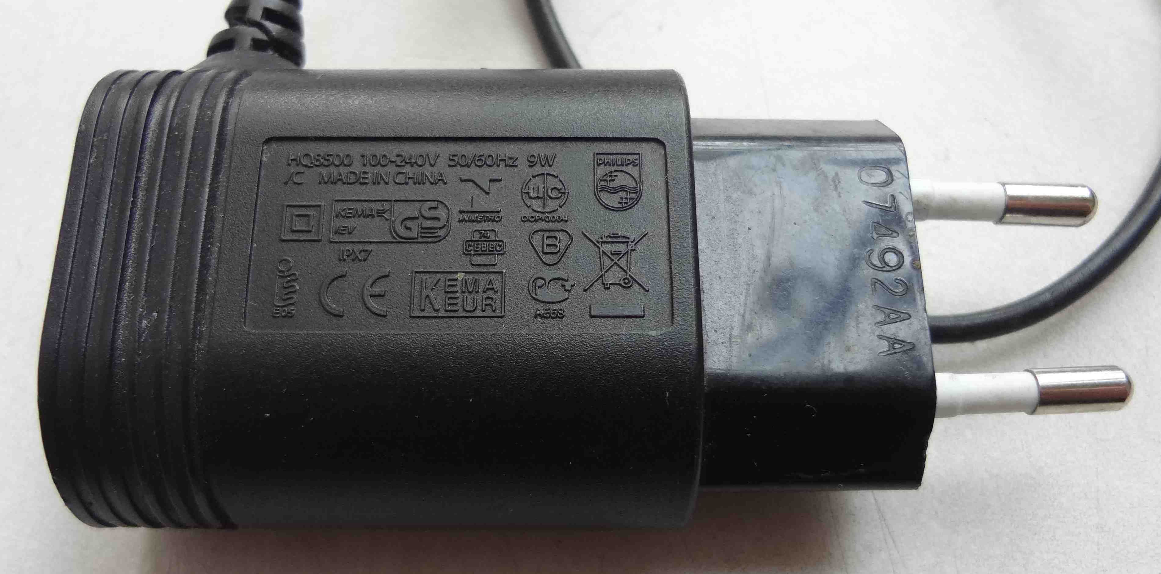 HQ8500 Зарядное устройство, блок питания для электробритв Philips 9W