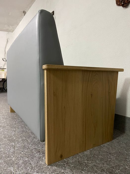 Sofá Três Lugares Como Novo