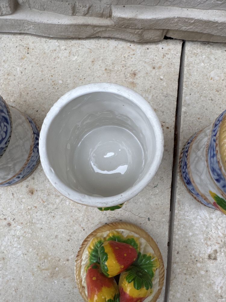 4 ceramiczne pojemniczki recznie malowane PRL pojemnik