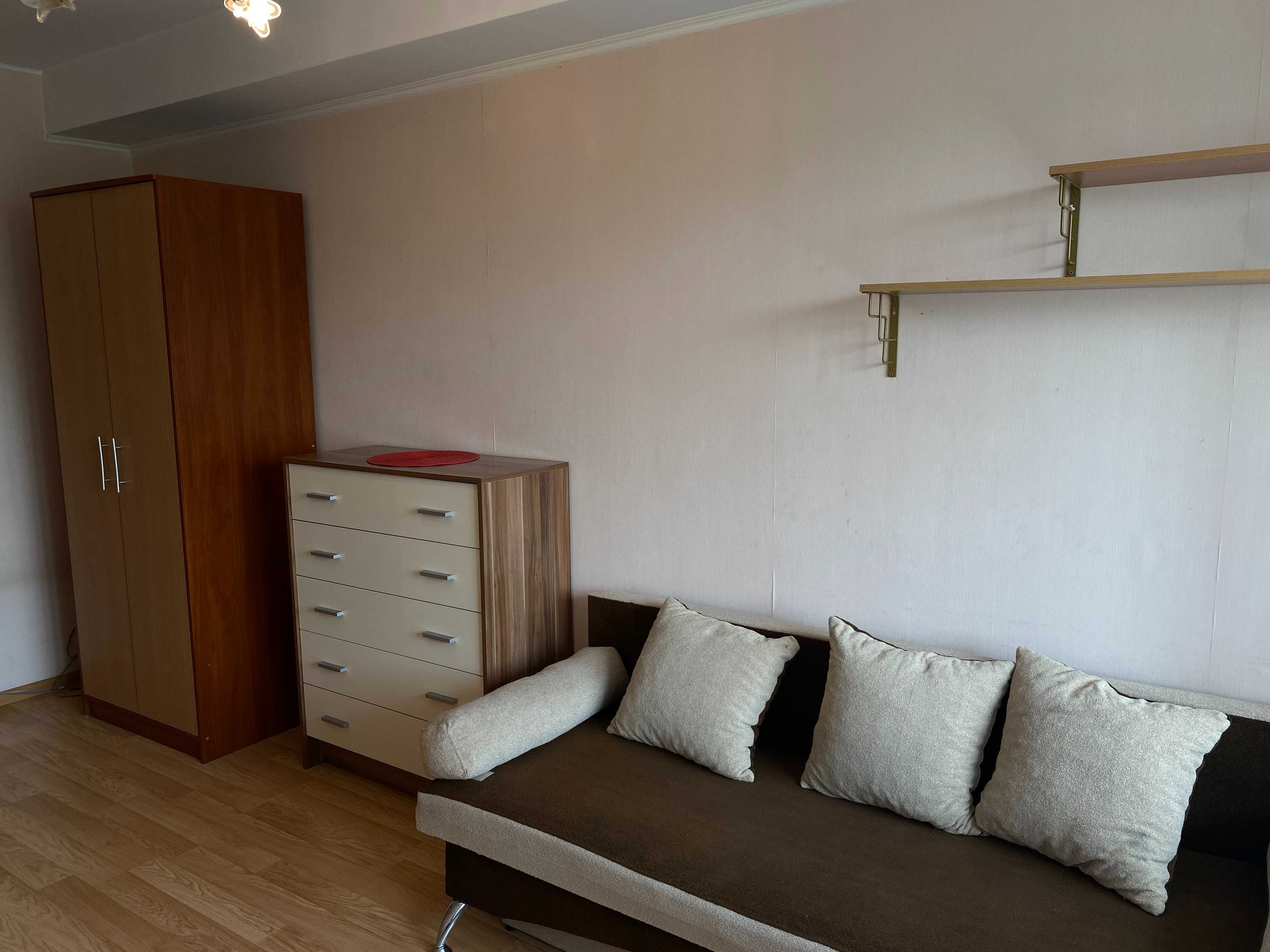 Продаж 1-к квартири в центрі Києва — проспект Перемоги, 12 (4-й пов.)