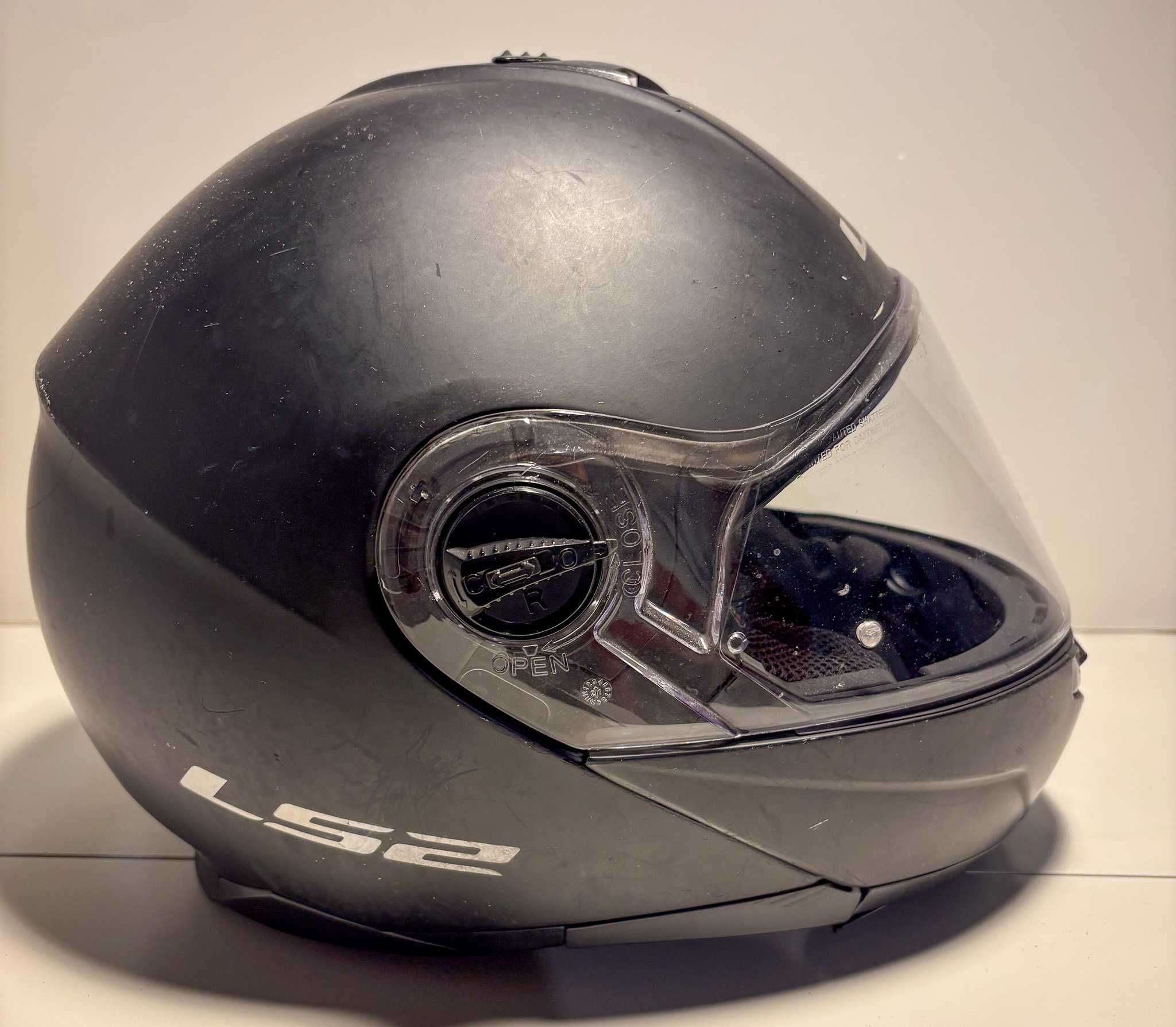 Capacete mota LS2 Strobe (tamanho L) com Cardo Spirit