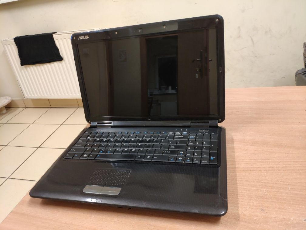 Asus K50IJ laptop