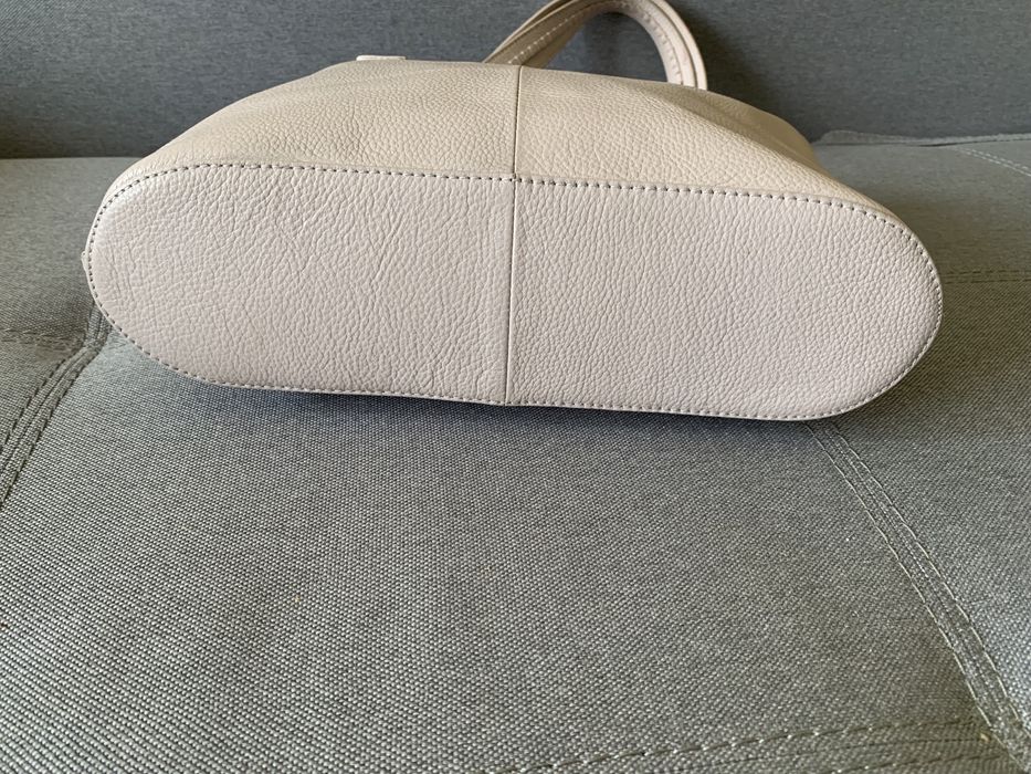 Шкіряна сумка ashwood жіноча беж кожаная