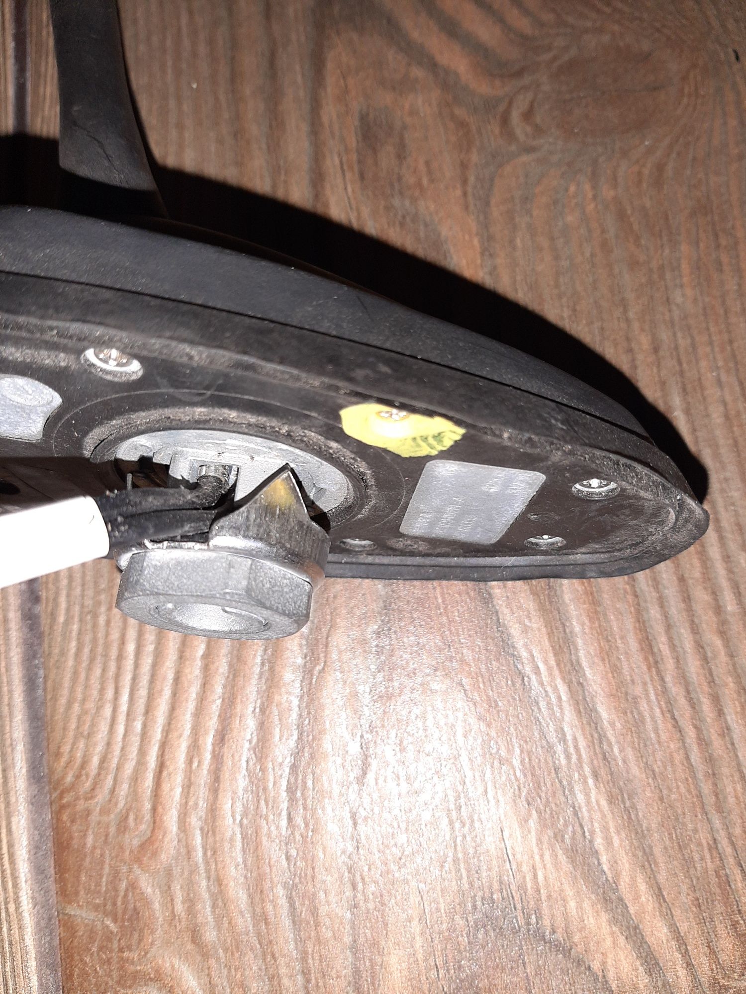 Антенна с GPS на Megane 3