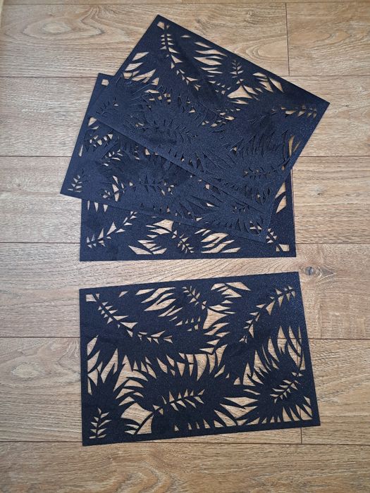 Podkładki  na stół   4 sztuki