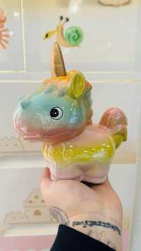 Mealheiro unicornio