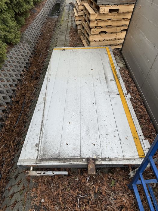 Drzwi aluminiowe do naczepu/solówki