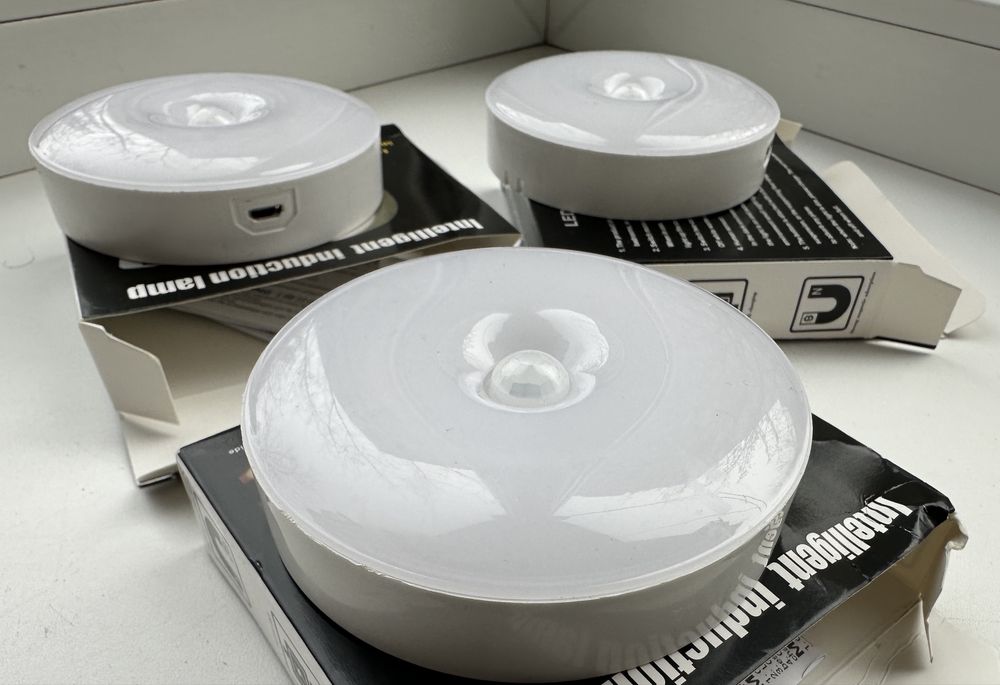 Світильник з датчиком руху акумуляторний светильник/ночник аккумулятор