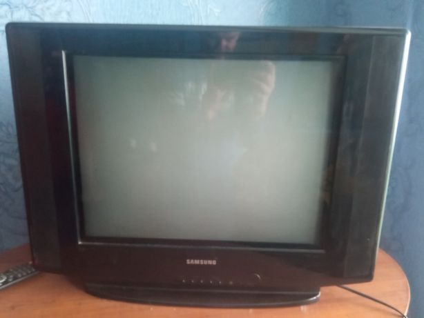 Продам телевизор Samsung CS-21Z57ZQQ