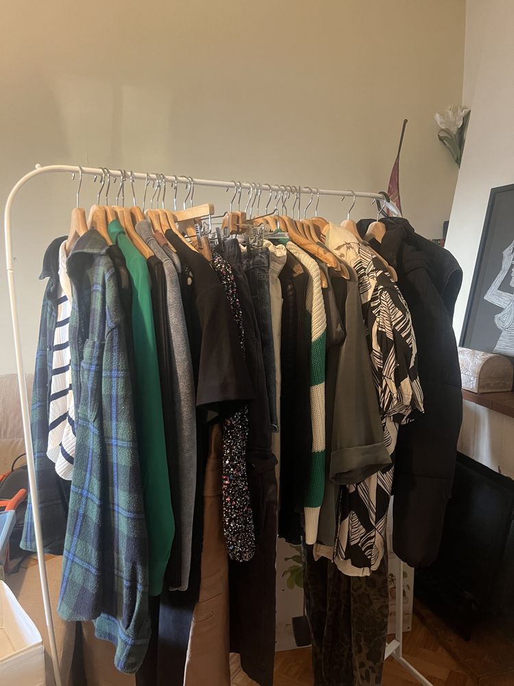 Roupa e acessorios