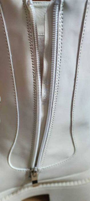 Бежеві черевики Челсі р. 40