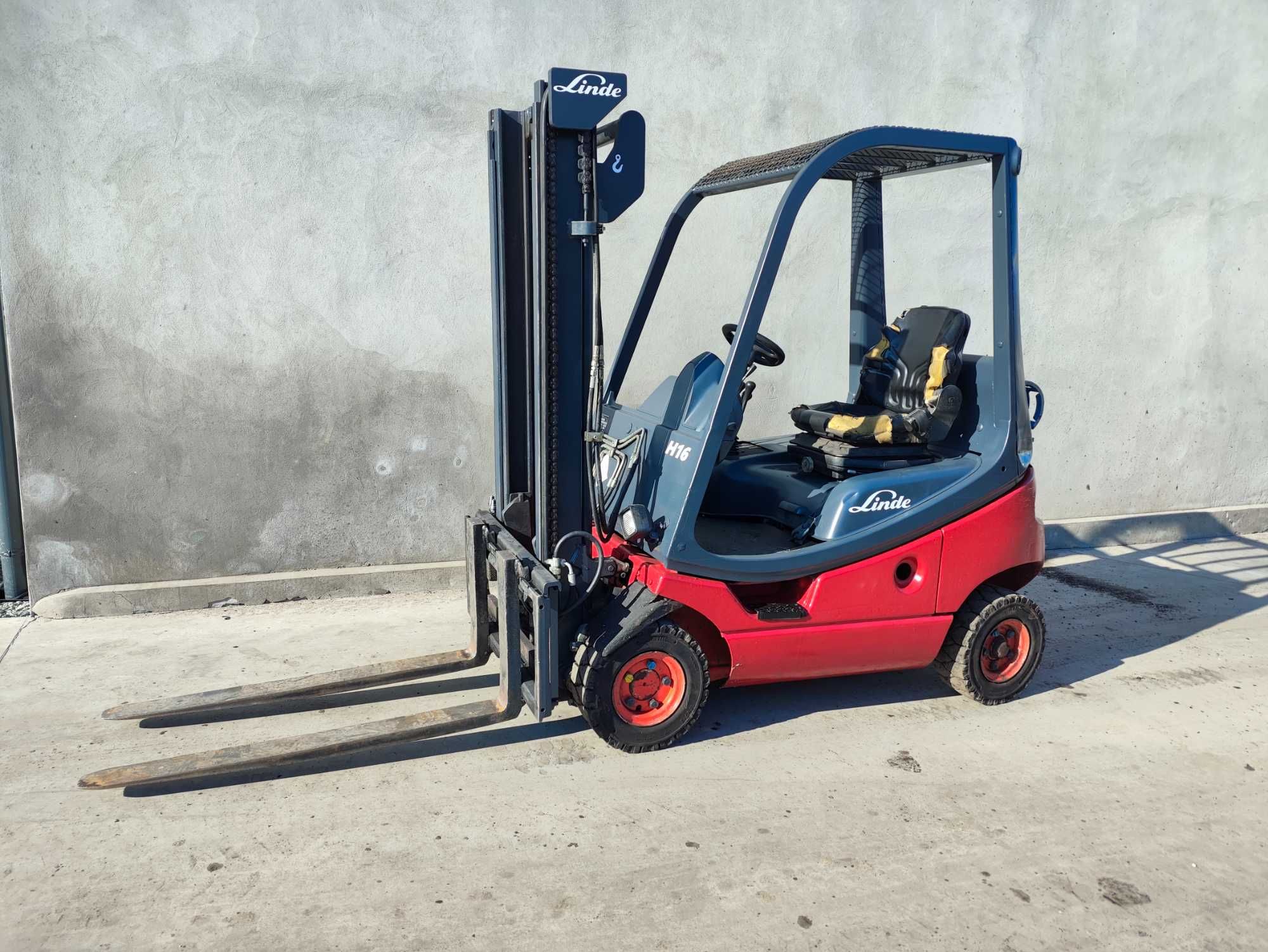 Wózek widłowy Linde H16 z UDT, 4 sekcje, widlak, ładowarka