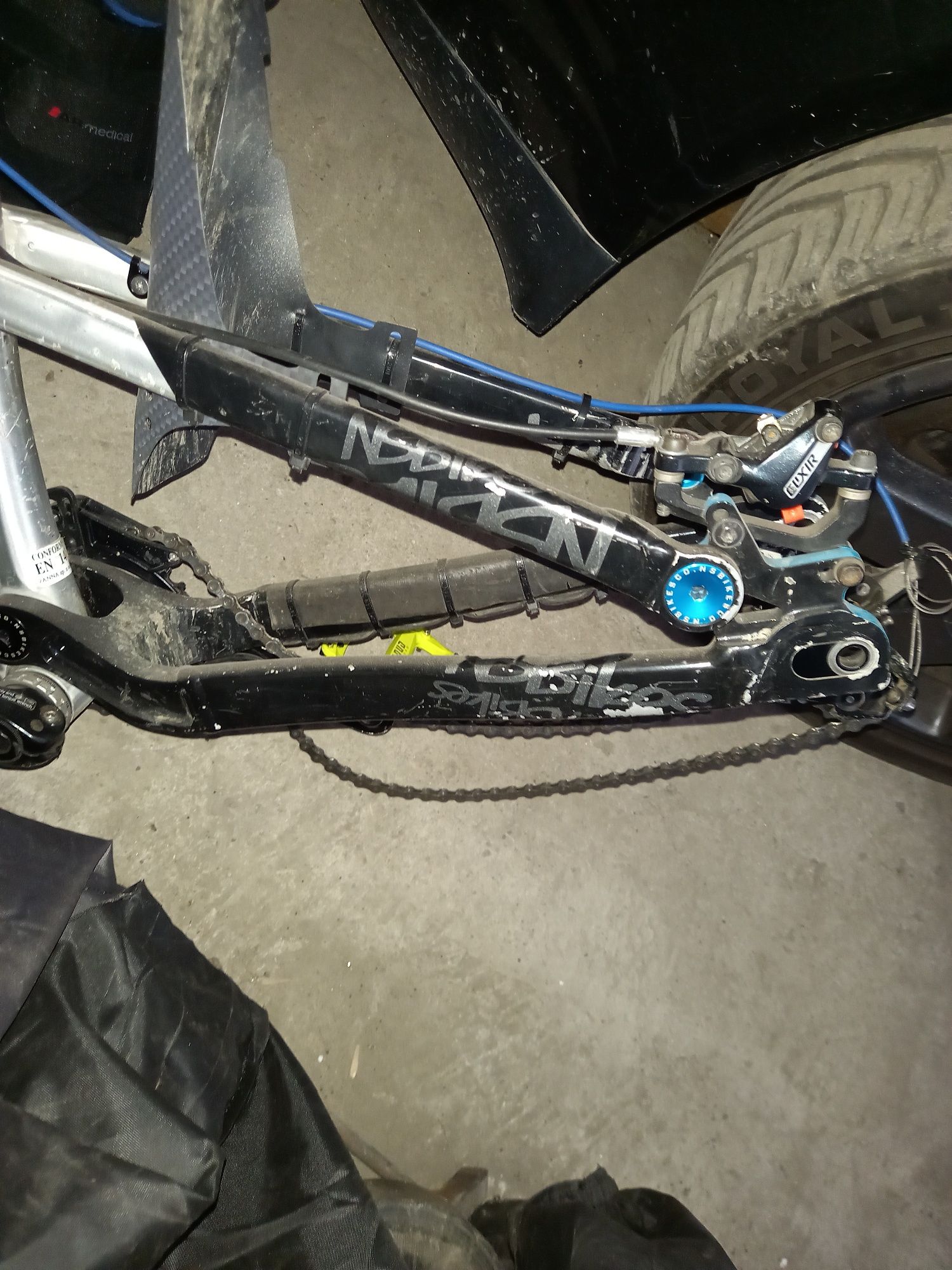 Rama Ns Soda FR + Damper rock shox Monarch+ RC3