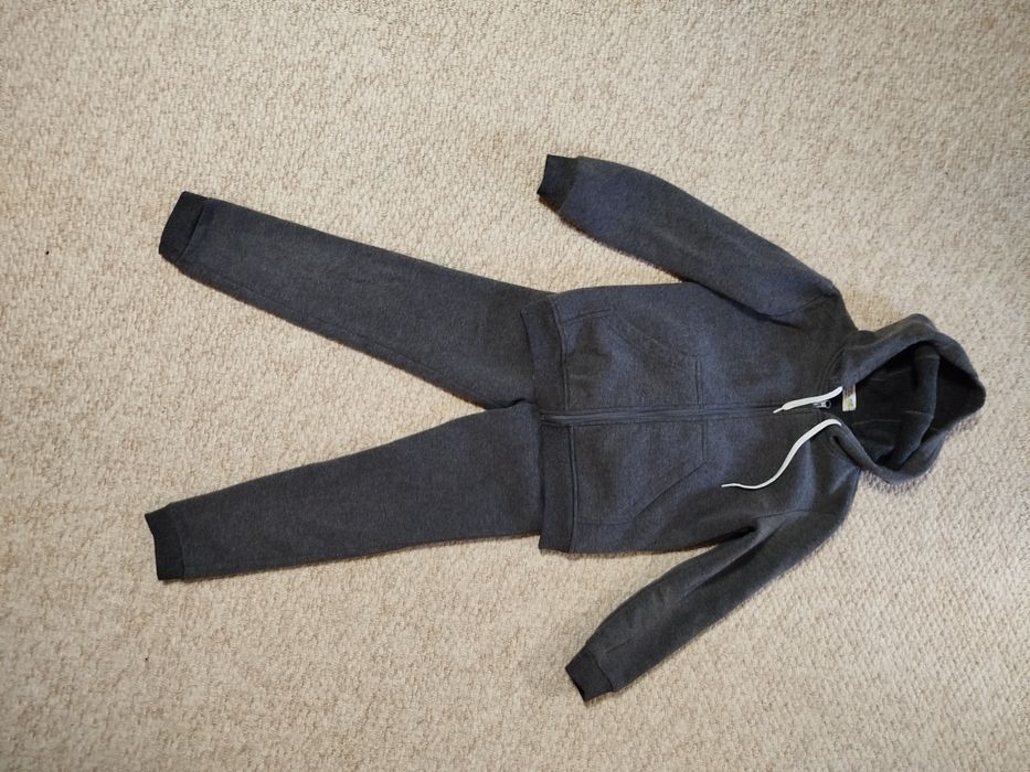 Спортивний костюм на флісі 134р