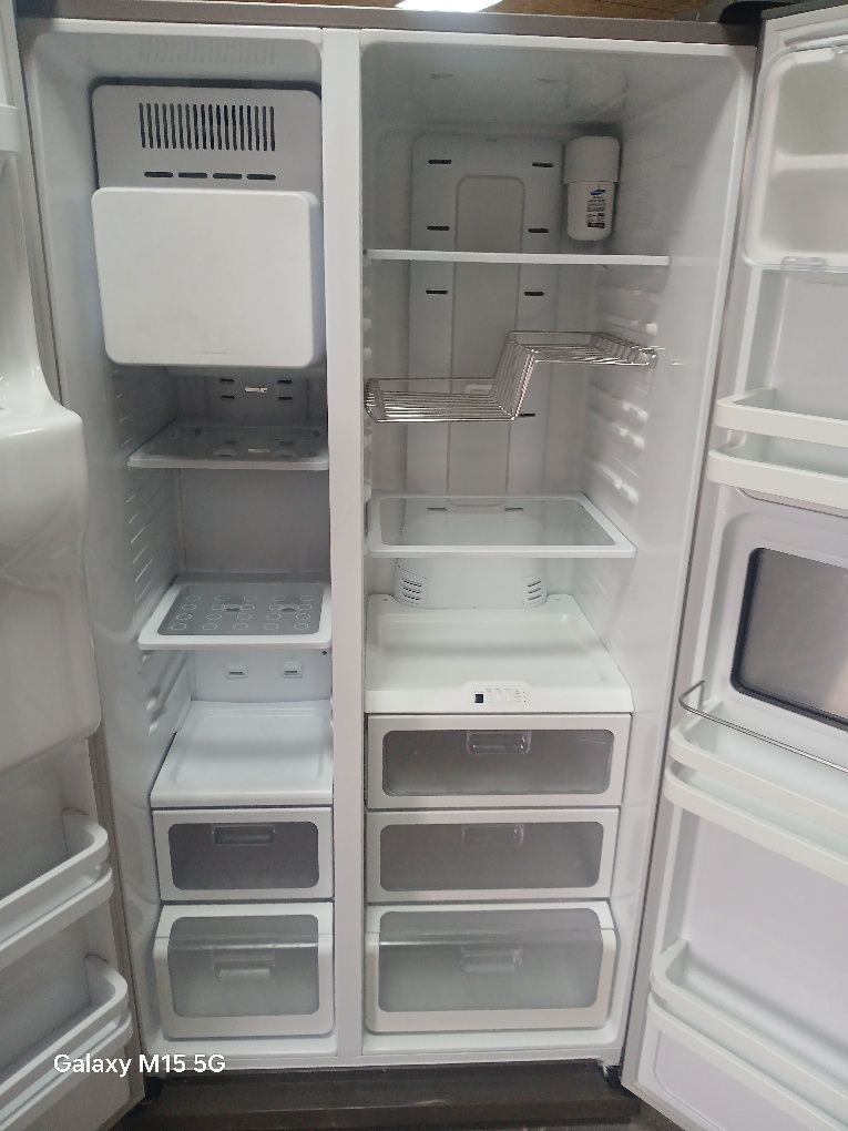 Холодильник сайд бай сайд з Європи  Samsung DA99-01457D.