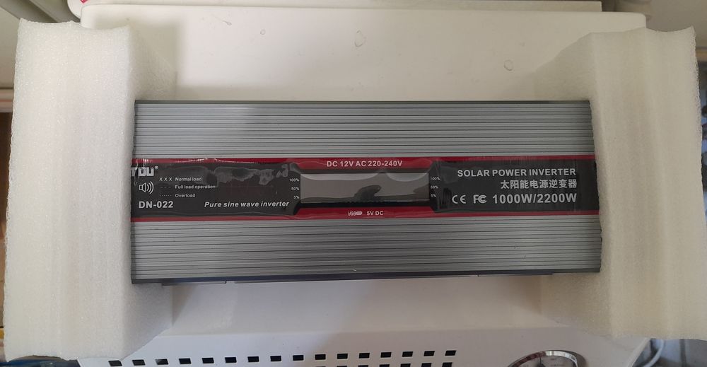 Інвертор Datouboss DN-022 1000W (2200W), DC12V to AC220V