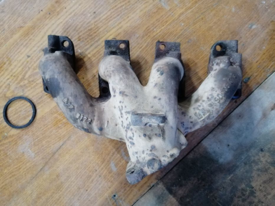 Омега А остатки ДВС. Два коллектора, коленвал под расточку.