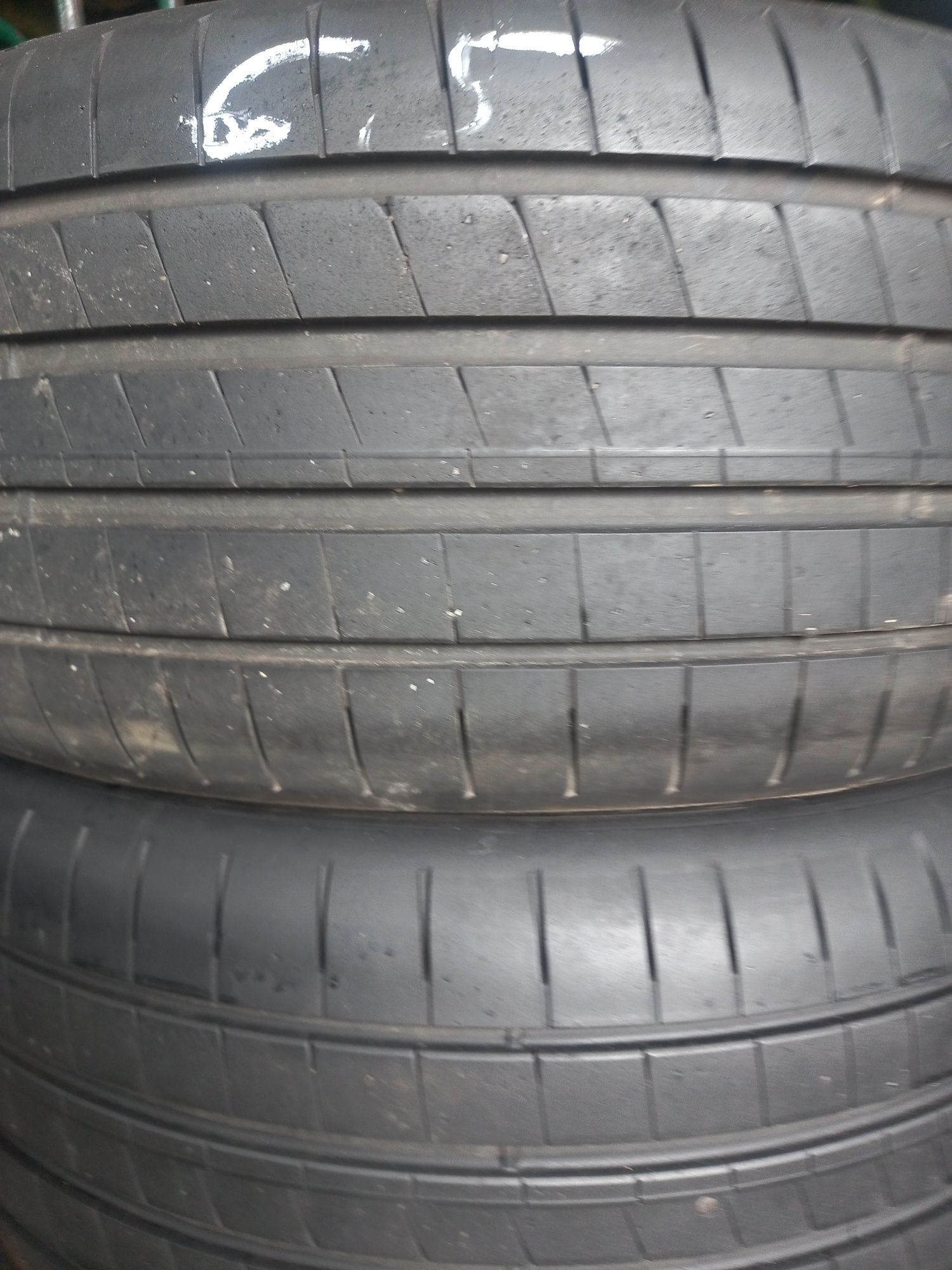 Opony używane 245/45/19 goodyear 4x6 mm 2023 rok prod