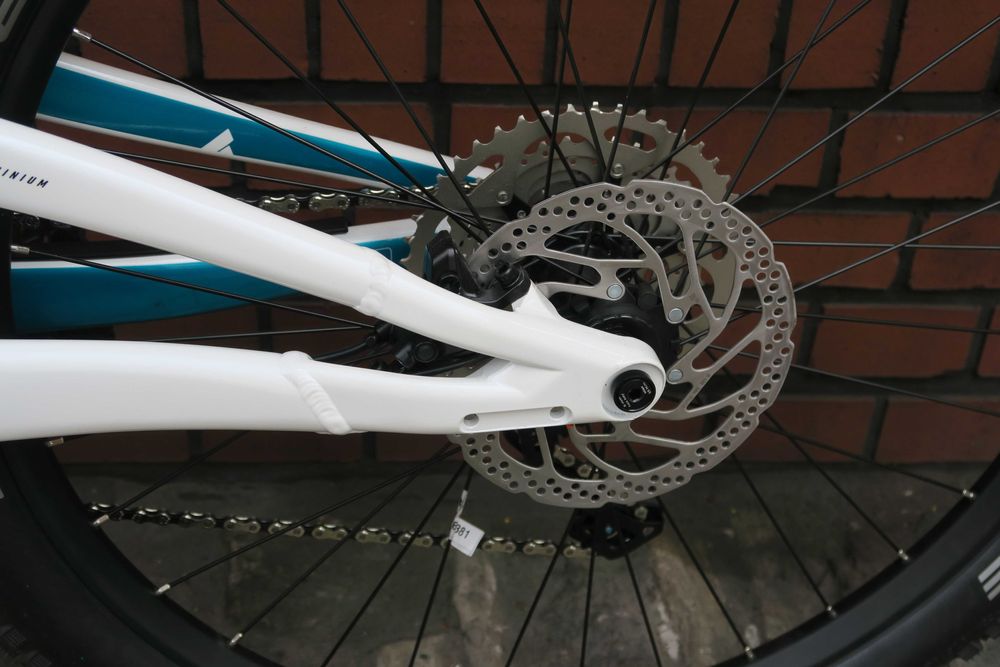 Bulls EVA TR 1 , na miejscu 925Wh  27,5" XS, S, M, L RATY 0%