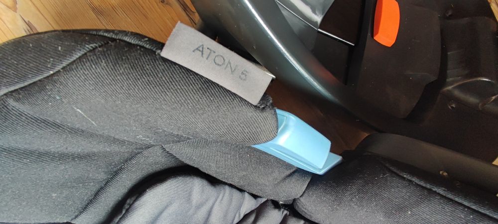 Cybex Aton 5 fotelik z bazą ISOFIX nosidełko Cybex baza ISOFIX