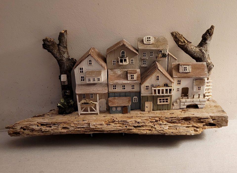 Wieszak na klucze domki