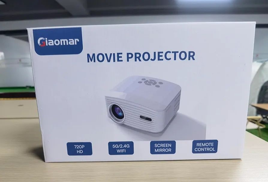 Mini przenośny projektor Giaomar C6 HD Nowy
