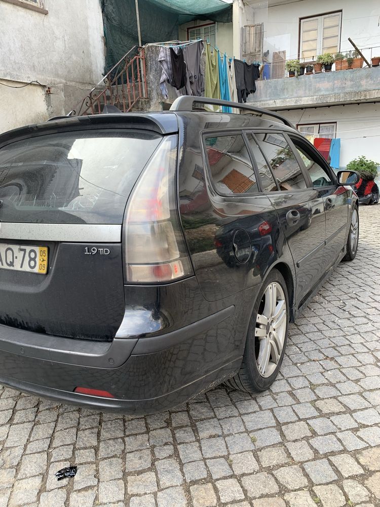 Boas vendo o troco saab vector 1.9 150hp