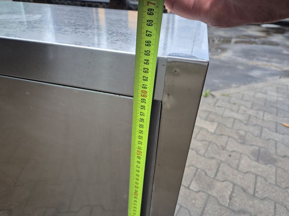 Szafa wiszaca z drzwiami i półkami nierdzewna z Niemiec