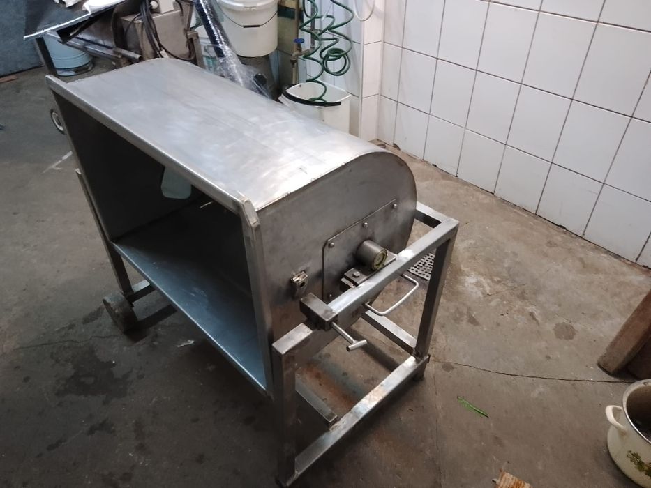 Mieszałka do wyrobów mięsnych poj.80 kg wsadu