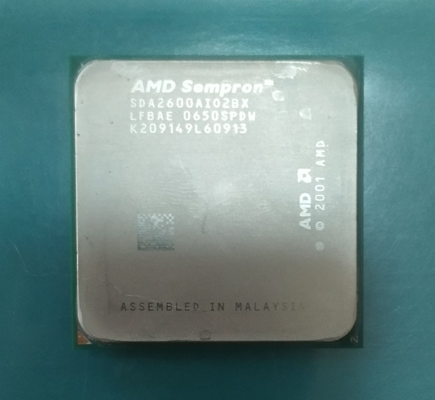 Процесор AMD Sempron SDA2600A102BX LFBAE 0650SPDM  AMD 2001