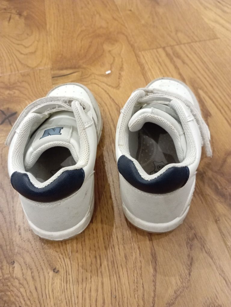 Buty chłopięce r.24