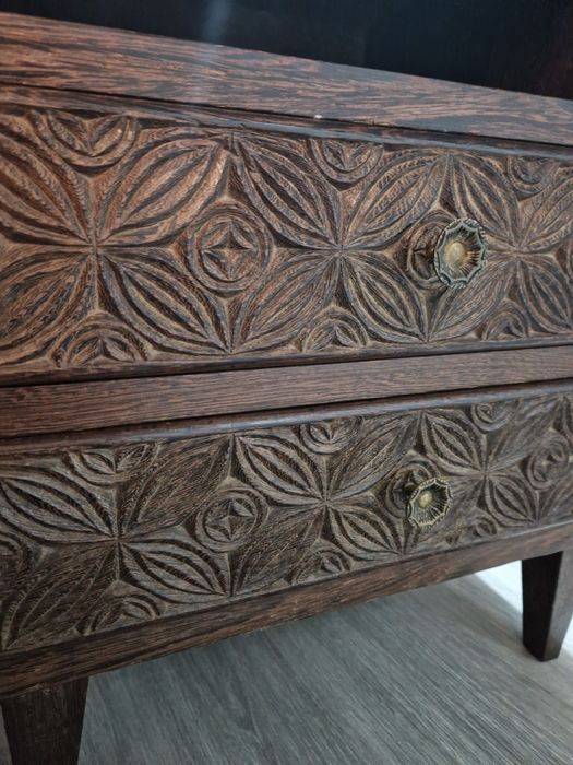 Mesinha de cabeceira