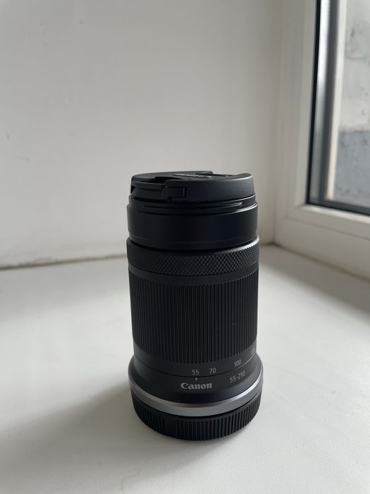 Обʼєктив Canon 55-210