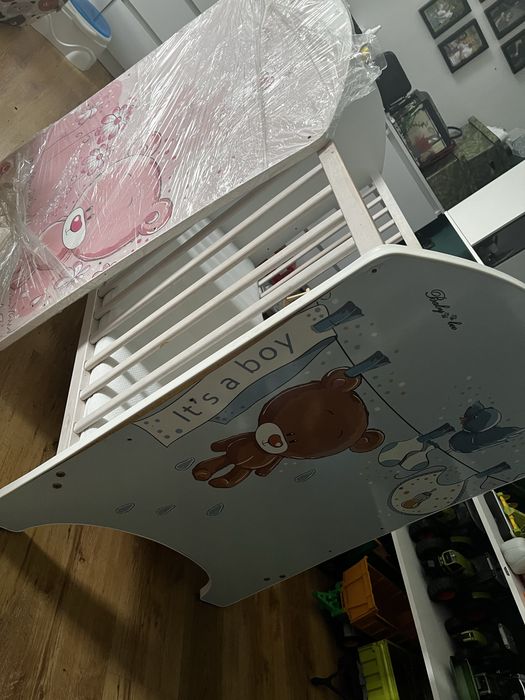 Łóżeczko dziecięce dla chłopca i dziewczynki