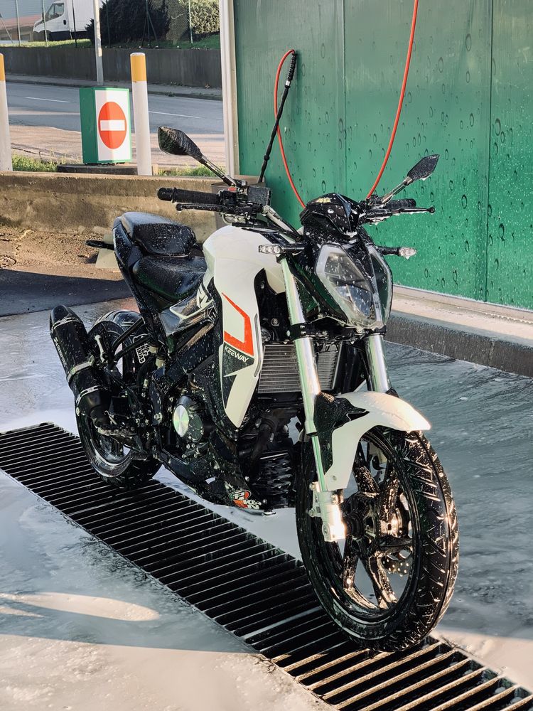 RKF 125cc.