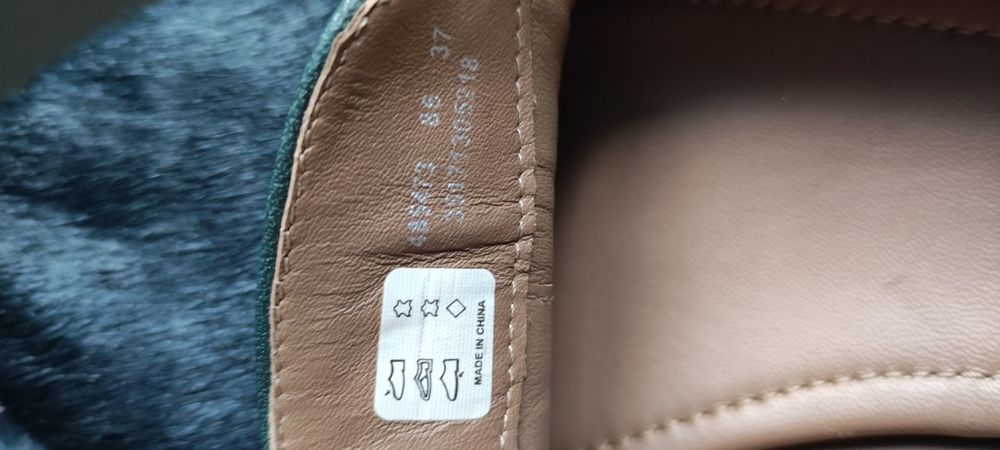 Балетки, капці з хутром ECCO 37р.