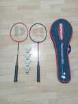 Raquetes de badminton e volantes