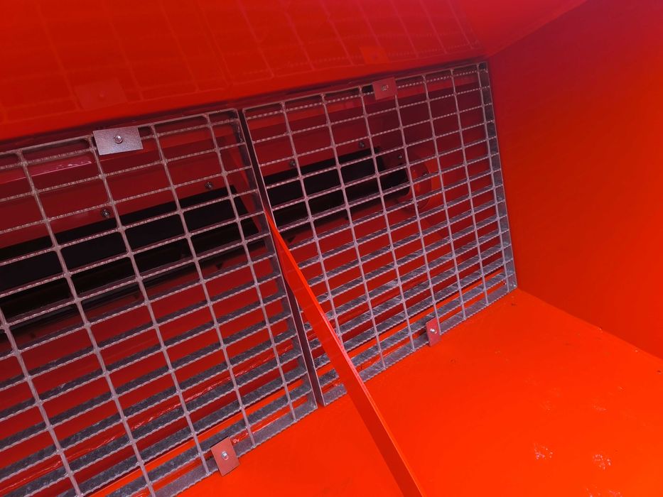 posypywarka piaskarko-solarka 2.0m hydrauliczna nowa solidna