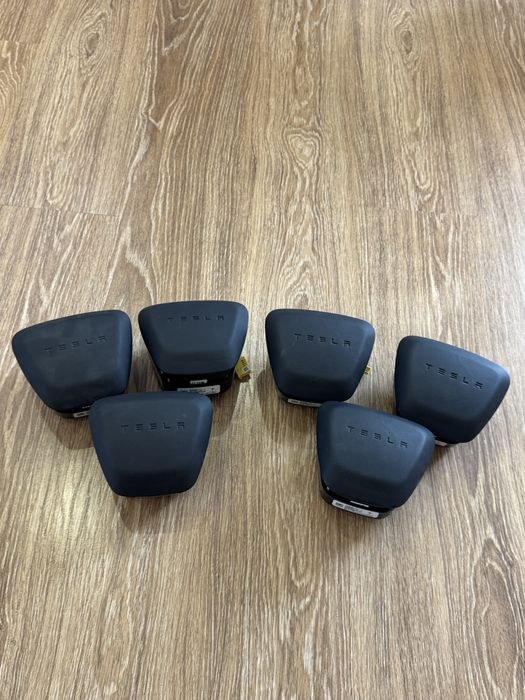 Подушка безпеки Airbag керма SRS. Tesla Model S Model X Plaid