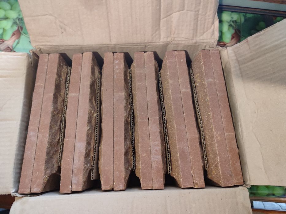 Цокольная плитка ( рваный камень) 300 грн.кв.м