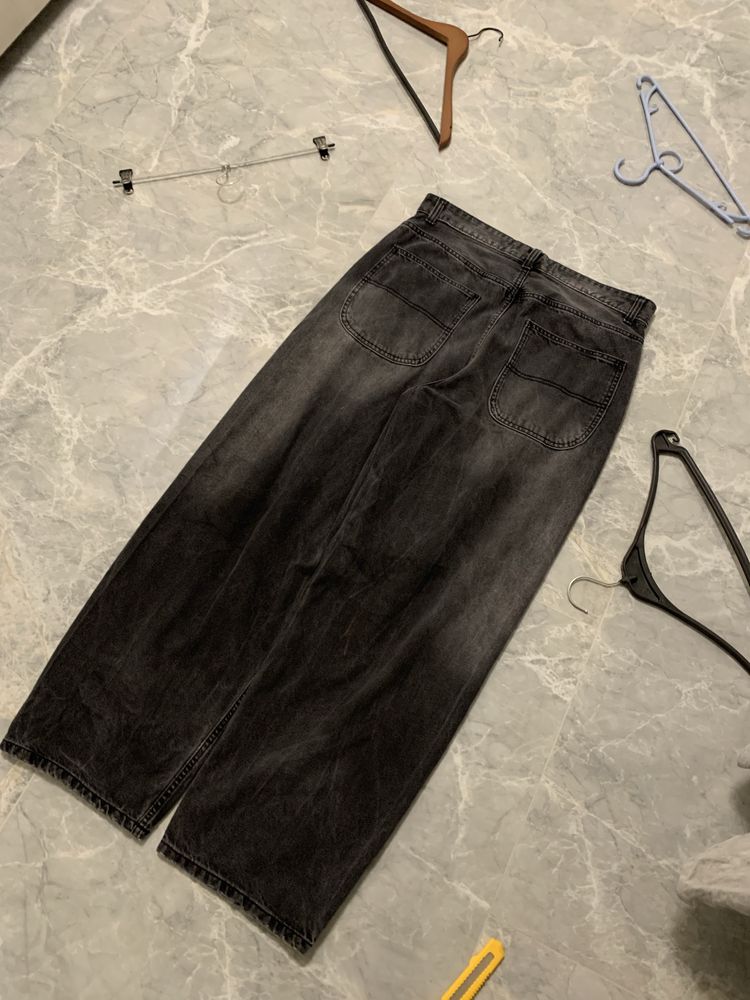 джинси широкі Bershka