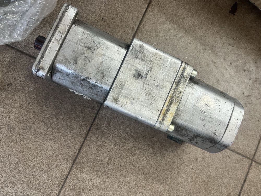ORSTA pompa hydrauliczna zębata podwójna 140 07/02 (tandem)