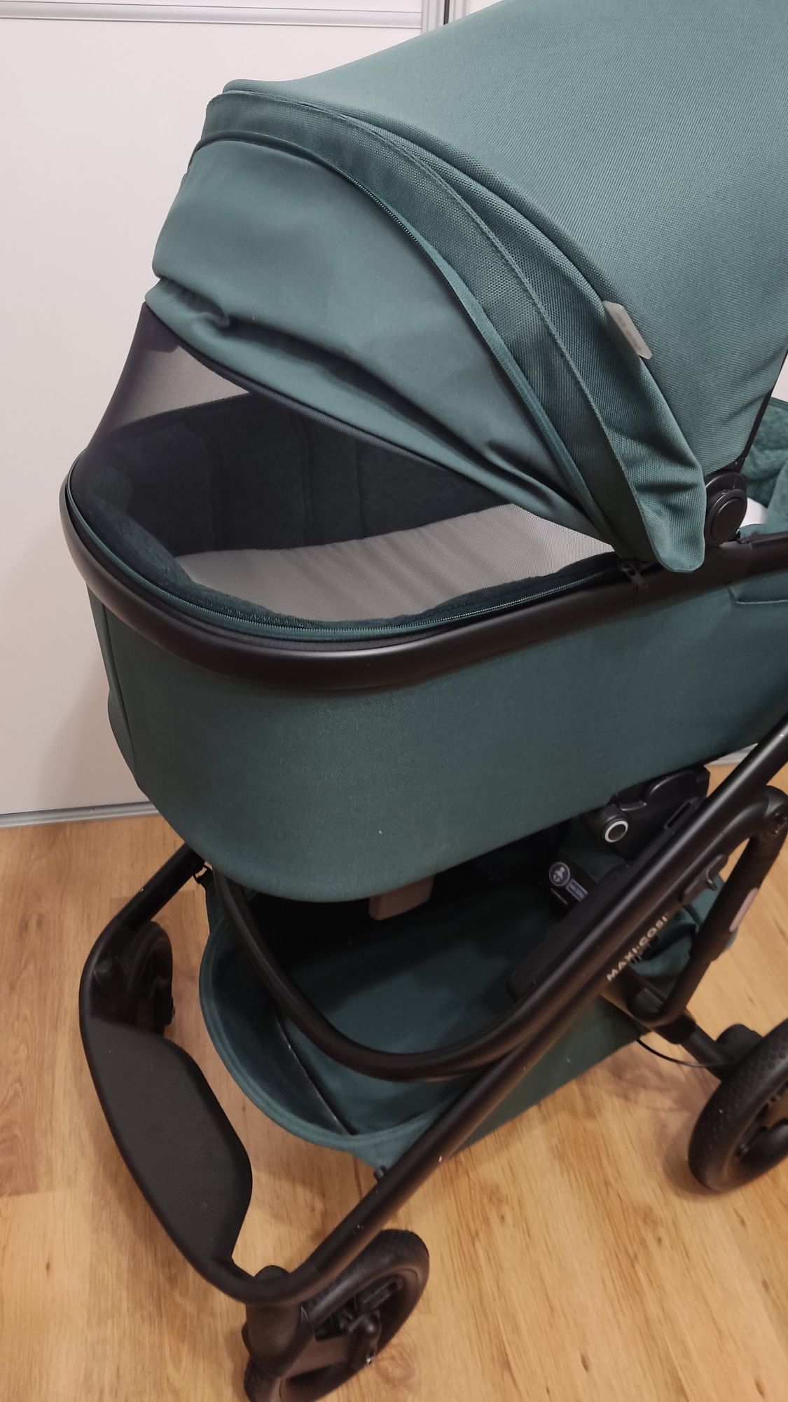 Wózek Maxi-Cosi LILA XP Plus Essential Green / Gondola / Dla dziecka