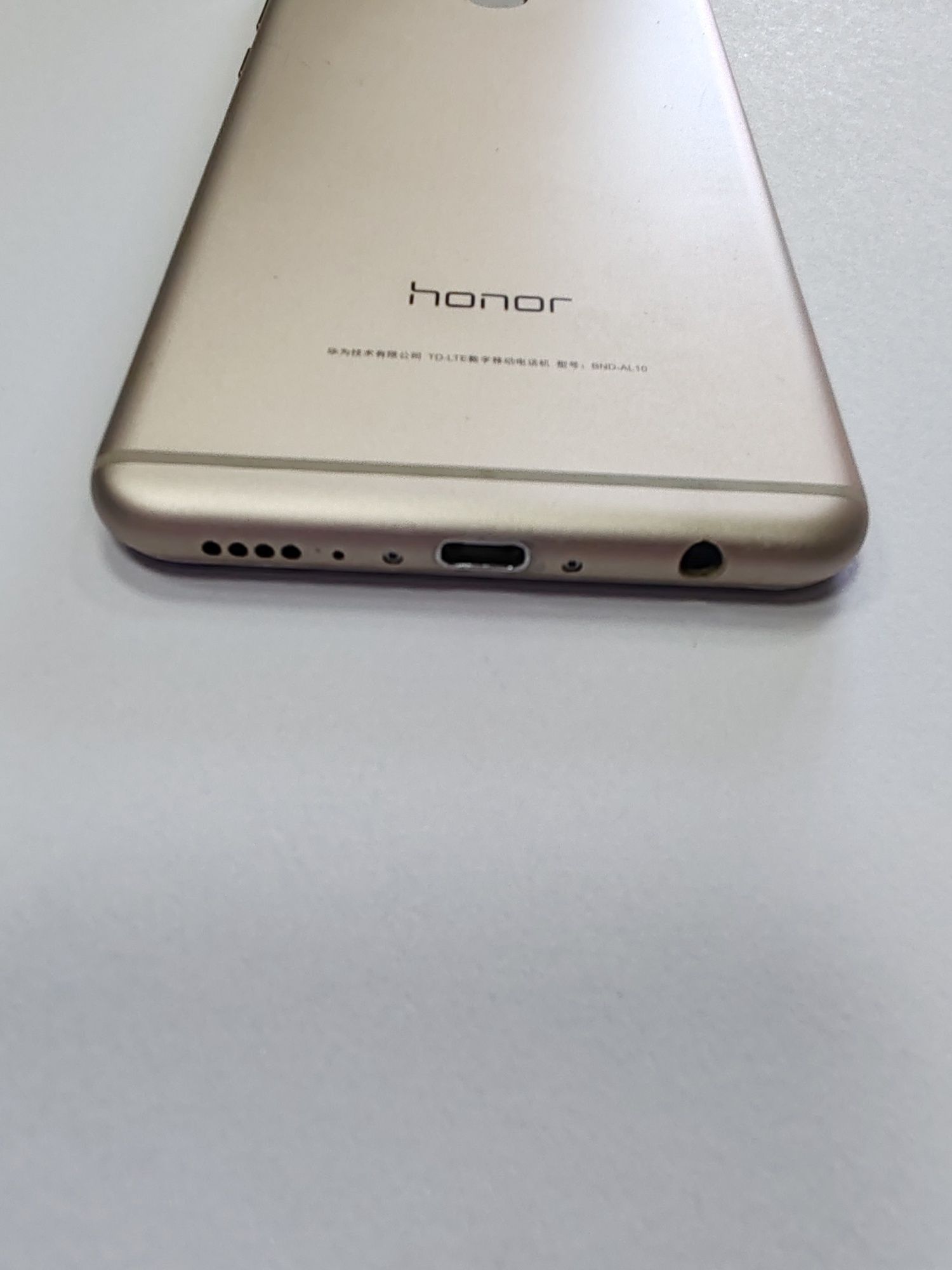 Honor 7Х 4*124. .