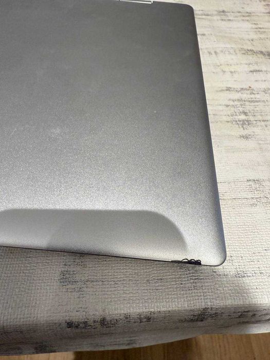 WINBook CW140 – dotykowy laptop 2-w-1