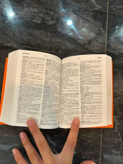 dicionário inglês-português/português-inglês