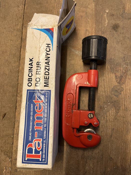 Obcinak do rur miedzianych